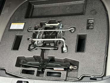 Toyota: Toyota Camry: 2018 г., 2.5 л, Автомат, Бензин, Седан — 9