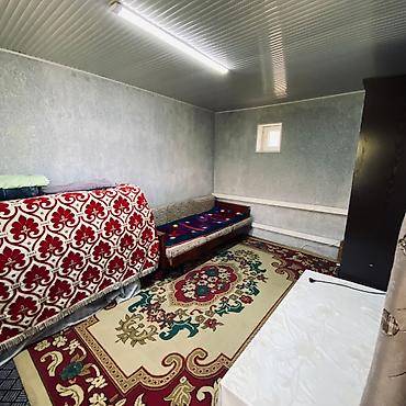 Продажа коттеджей и домов: 4 комнаты, 70 м², 5 соток, Бишкек, Новопавловка с. Агентство недвижимости — 21