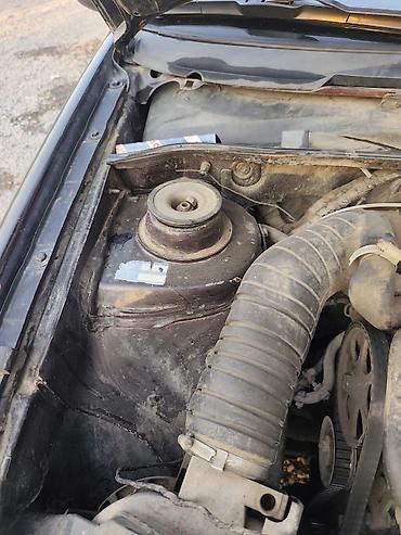 Volkswagen: Volkswagen Passat Variant: 1992 г., 2 л, Механика, Бензин, Универсал — 7