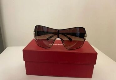prada eynekleri qiymeti: Vegasdan 250 manata alinib Orginal italiya istehsaldir Salvatore