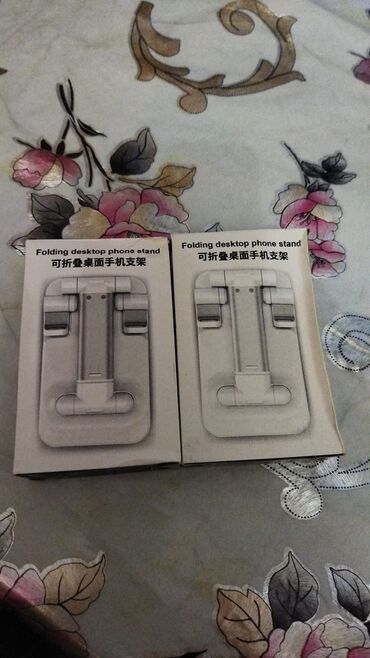 Mobil telefonlar üçün digər aksesuarlar: Stol üstü telefon tutacaqlar satılır isdeyen bu nömrəylə əlaqə — 3