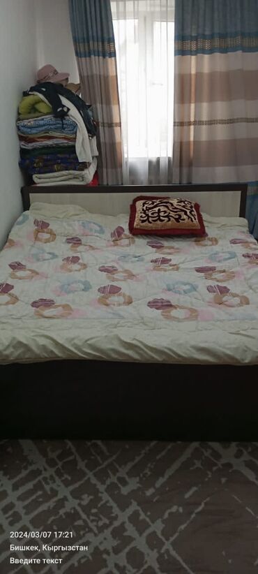 двухместный кровати: Двуспальная Кровать, Б/у