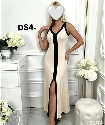 prepravka odece: Elegantna duga haljina bez rukava – model - Kroj: pripijena silueta — 1
