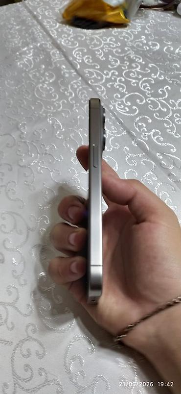 ucuz telfolar: IPhone 15 Pro, 128 GB, Gümüşü, Barmaq izi, Face ID — 7