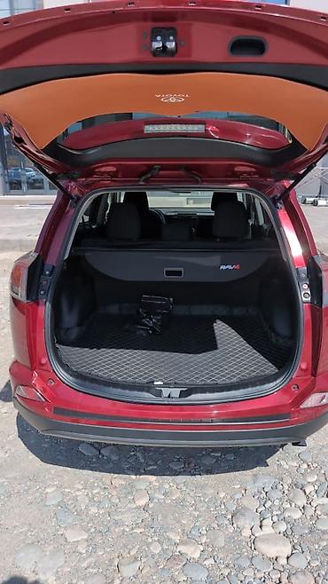 d 4d: Toyota RAV4: 2018 г., 2.5 л, Бензин — 8