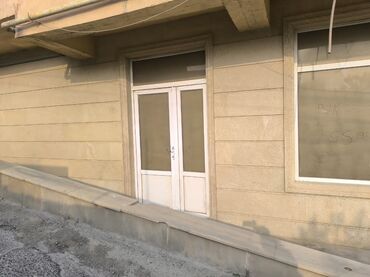 Mağazalar: Nesimi metrosunda Heyder Mescidinin yaxınlığında 80 kv metr ANBAR — 4