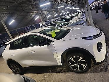 100: Changan Qiyuan Q05: 2026 г., Автомат, Электромобиль, Кроссовер — 3