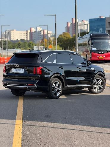 aion s: Kia Sorento: 2023 г. — 4