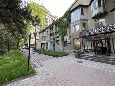 Продажа квартир: 4 комнаты, 112 м², Сталинка, 3 этаж, Евроремонт