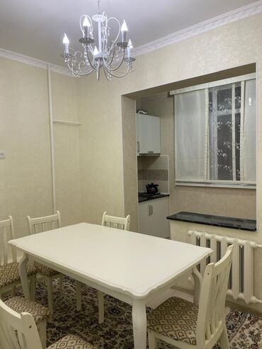 сдаю квартиру 6 микрорайон: 1 комната, 35 м², 106 серия, 2 этаж