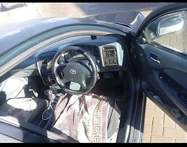 клима: Toyota Avensis: 2002 г., 2 л, Автомат, Бензин, Седан — 3