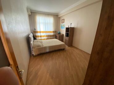 Yeni tikili: 4 otaqlı, Yeni tikili, 180 kv. m — 6