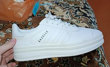 ag krasovka: Adidas ayaqqabı kişi üçün təzədir 41 razmer Ağ rəngli adidas Gazelle — 3