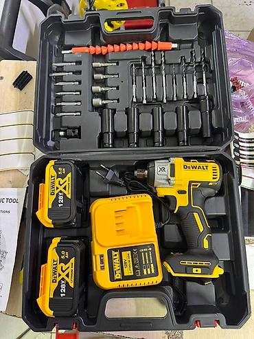 dewalt: Гайковерт Многофункциональный набор инструментов DeWalt, включающий — 4