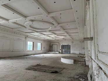 Kommersiya daşınmaz əmlakının satışı: 📍 Məkan: Bakı–Ələt yolu üzərində, Yevlax ş . Aran qəsəbəsi 📐 Ümumi — 9