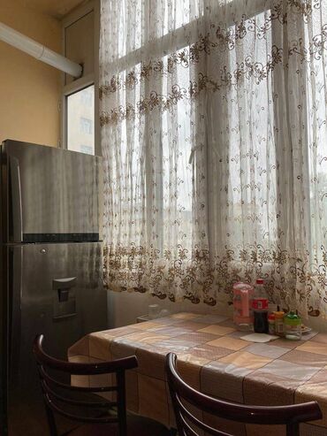 Uzunmüddətli kirayə mənzillər: Nefçilər İcra hakimiyyəti, 220 saylı məktəb yaxınlığında 2 otaq tam — 12