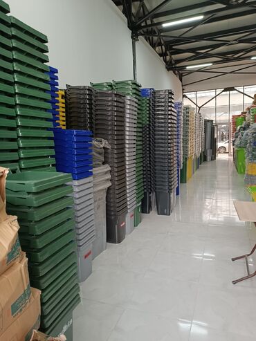 Tullantı qabları: Zibil qutulari

kreditle de verilir. 

Tək şəxsiyyət vəsiqəsilə kredit — 3