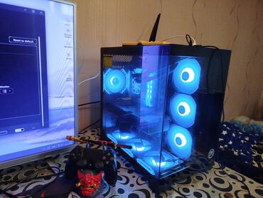 Masaüstü kompüterlər və iş stansiyaları: Güclü oyun və yaradıcılıq stansiyası – RGB soyutmalı şüşə korpusda — 1