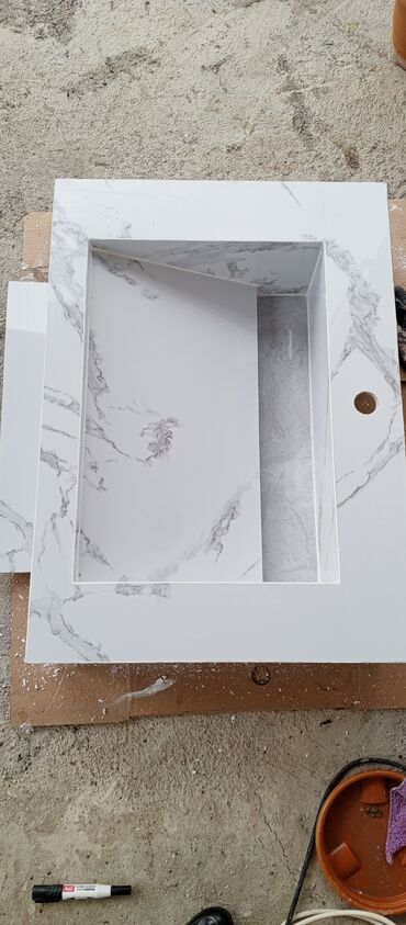 Plitə işləri: Xidmət: Hamam/tualet üçün istilikli döşəmə və kafel-metlax işləri — 30