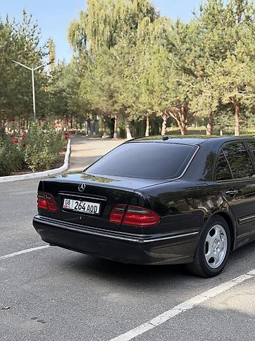 Mercedes-Benz E-Class: 2001 г., 2.8 л, Автомат, Газ, Седан