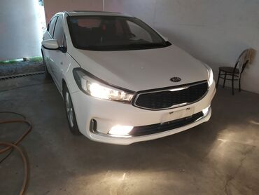 юмз 6 кл: Kia K3: 2018 г., 1.6 л, Робот, Бензин, Седан