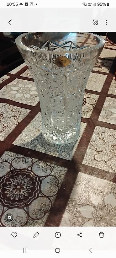 Bir vaza, Bogem şüşəsi lalafo.az -da Bir vaza, Bogem şüşəsi