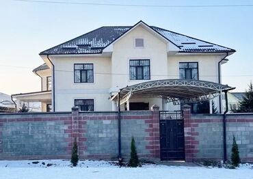 дом 3 этажа: 350 м², 8 комнат