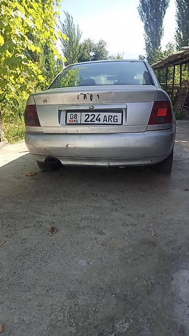 состояние отлично: Audi A6: 1995 г., 1.8 л, Механика, Бензин, Седан — 2