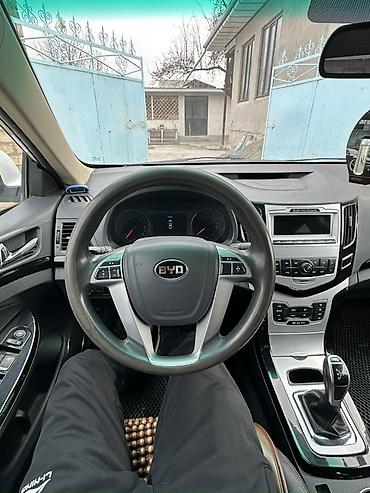 BYD: BYD E5: 2019 г., Автомат, Электромобиль, Седан — 4
