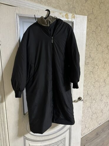 толстовки женские бишкек: Утеплённое женское пальто черного цвета зима Покупала за 8500 продам