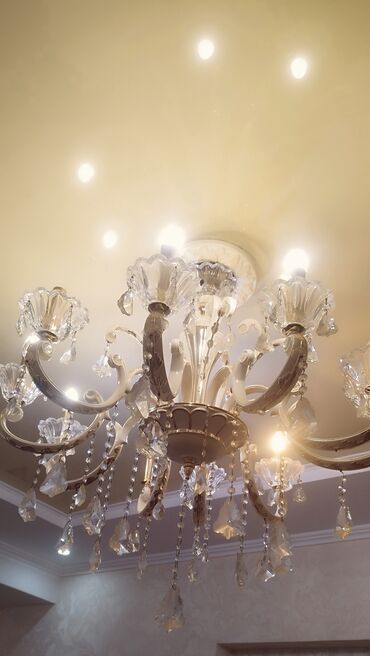 люстра потолочный: Классическая потолочная люстра с подвесками( хрусталь ) Италия