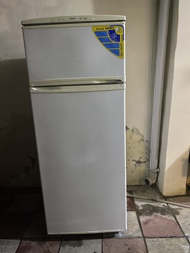 soyudu: Б/у 2 двери Nord Холодильник Продажа, цвет - Белый, С колесиками
