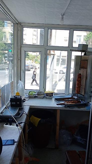Kommersiya daşınmaz əmlakı: Bayıl mərkəzi (Qutban Abbasov küçəsi) Küçə küncündə yerləşən — 7