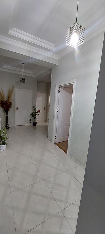 qurtulus 93 evlerin satisi: 3 otaqlı, Yeni tikili, 104 kv. m — 5