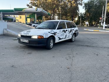 Mitsubishi: Mitsubishi Libero: 2001 г., 1.3 л, Автомат, Бензин, Универсал