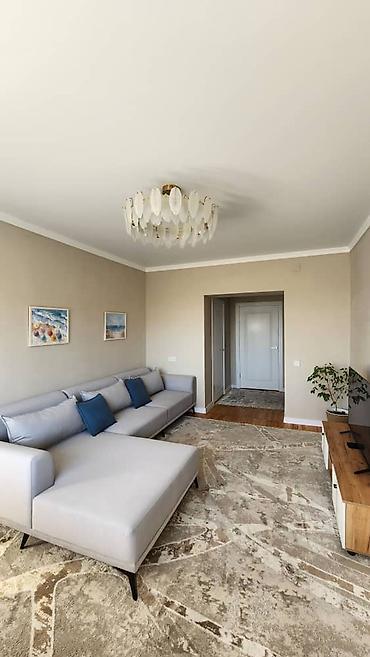 3 комнаты, 70 м², Золотой квадрат 5 этаж at lalafo.kg 3 комнаты, 70 м², Золотой квадрат 5 этаж
