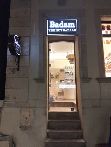 Reklam, çap: Hər növ reklam işləri Peşəkar qrafik və vizual həllər: - Neon işıqlı — 6