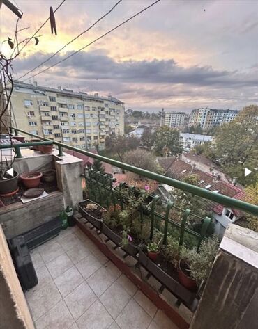 Prodaja stanova: Dvosoban stan sa funkcionalnim rasporedom prostorija. - Prostrana — 12