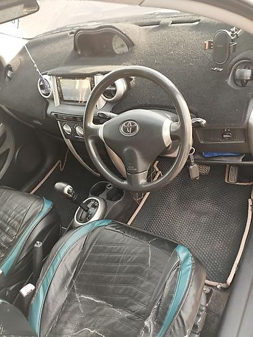 смешанный: Toyota Ist: 2004 г., Автомат, Бензин — 6