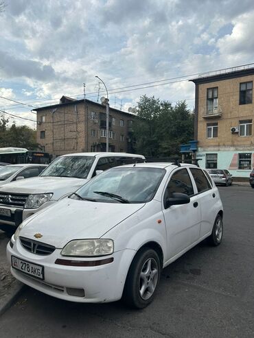 Daewoo: Daewoo Kalos: 2002 г., 1.5 л, Автомат, Бензин, Хэтчбэк