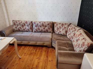 divan mingecevir: Künc divan, İşlənmiş, Açılan, Bazalı, Vеlur parça, Çatdırılma yoxdur
