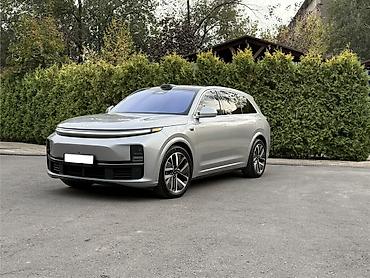 Lixiang: Lixiang L7: 2024 г., 1.5 л, Вариатор, Гибрид, Кроссовер — 8