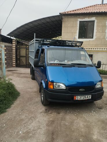 7 местка: Ford Transit: 1996 г., 2.5 л, Механика, Дизель