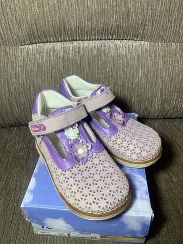 Детская обувь: Ортопедические кожаные летние босоножки на девочку 24-го размера, в