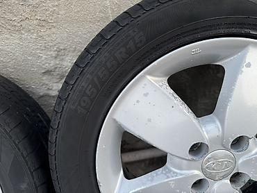 16 şam disk: 4 ədəd yüngül lehimli disk və təkər komplekti - Disklər: Kia orijinal — 2