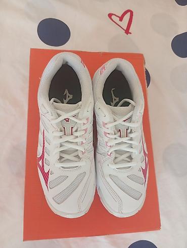 puslice cena: @ Mizuno br.38(gaziste 24 cm) Kao NOVE @ TOP Mizuno Wave Voltage — 2