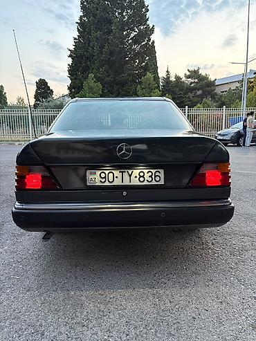 w124 coupe: Mercedes-Benz W124: 2.5 l | 1993 il Sedan — 4