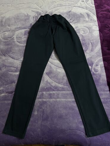 Dəstlər: Kostyum Türkiyə istehsalıdır. 180 manata alınıb. 1 dəfə geyinilib — 3