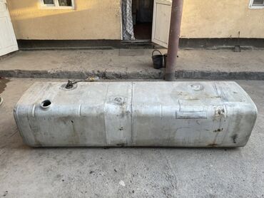 портер эшик: Топливный бак Volvo 2024 г., Б/у