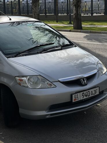 Honda: Honda Fit Aria: 2003 г., 1.5 л, Вариатор, Бензин, Седан